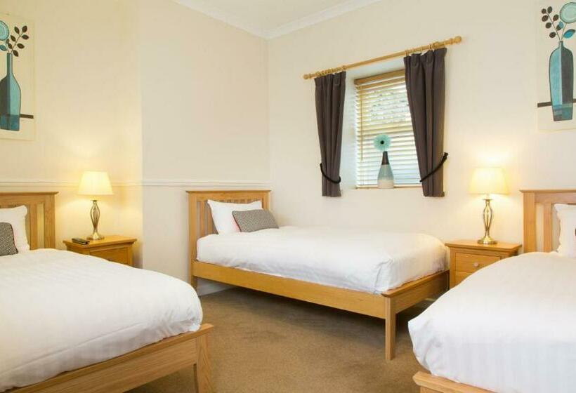 בית מלון כפרי The Grosvenor Plymouth