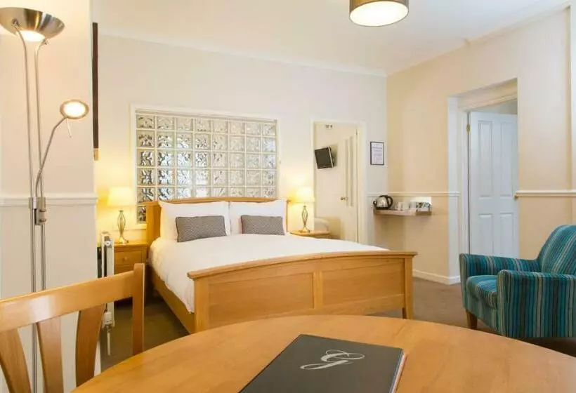 ホテル The Grosvenor Plymouth