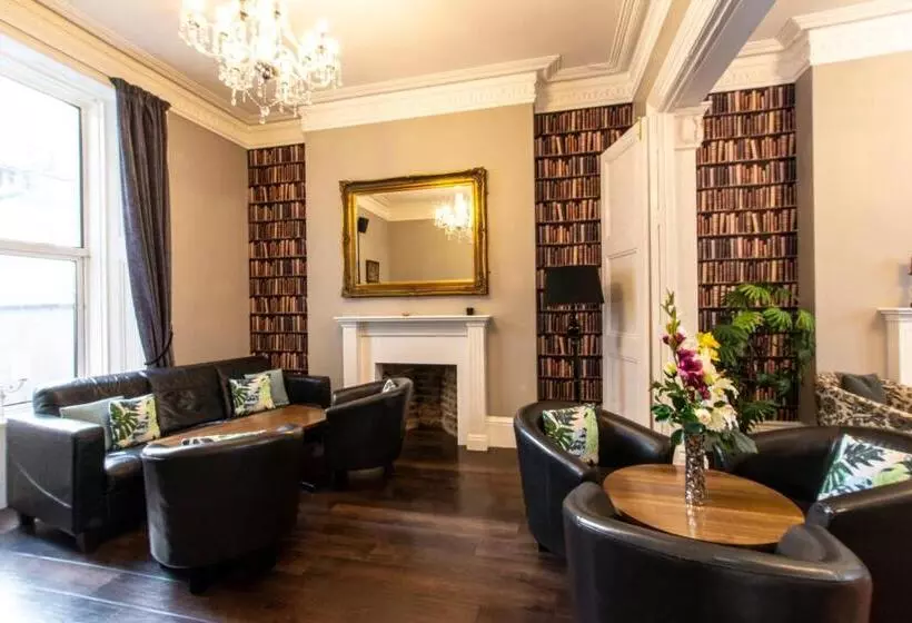 ホテル The Grosvenor Plymouth