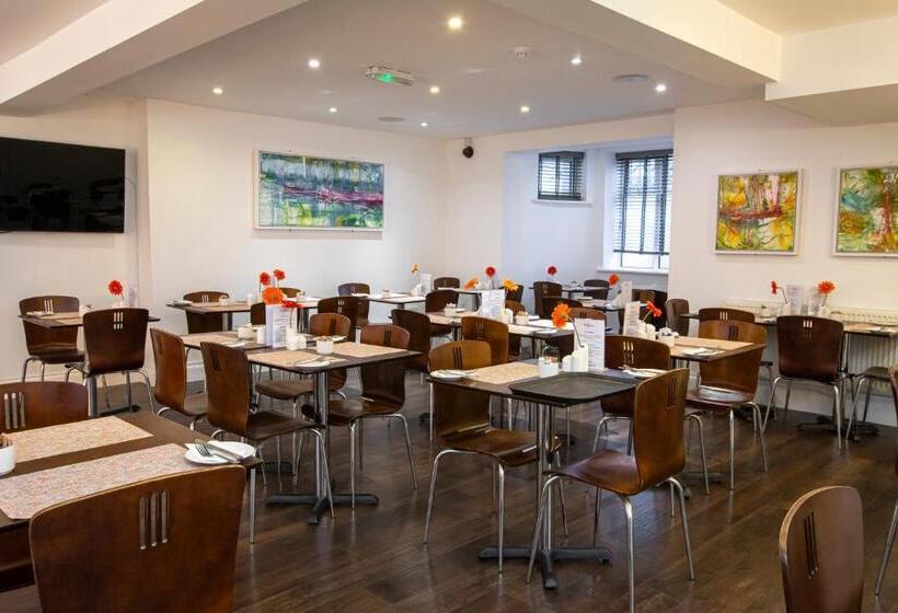 בית מלון כפרי The Grosvenor Plymouth