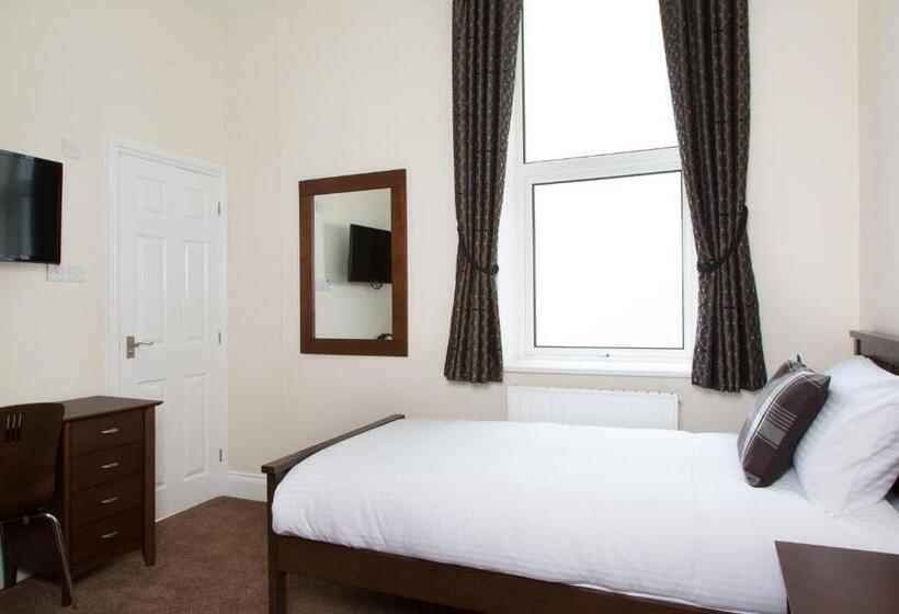 בית מלון כפרי The Grosvenor Plymouth