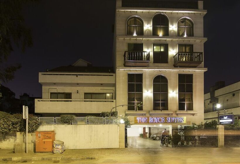 酒店 Townhouse The Royce New Friends Colony