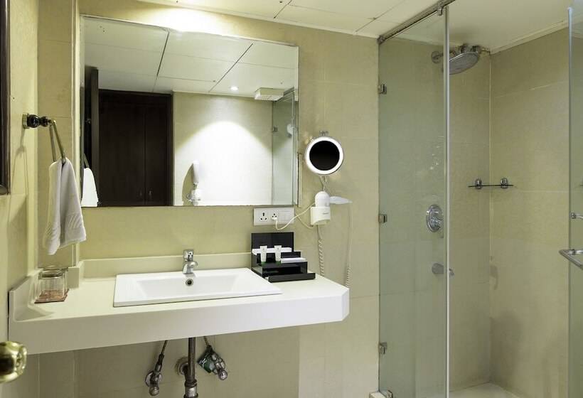 酒店 Townhouse The Royce New Friends Colony