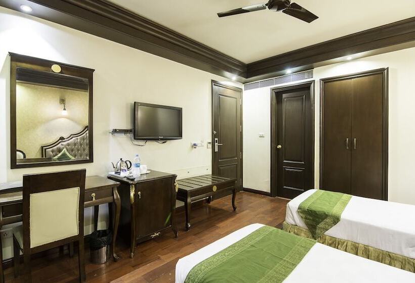 酒店 Townhouse The Royce New Friends Colony