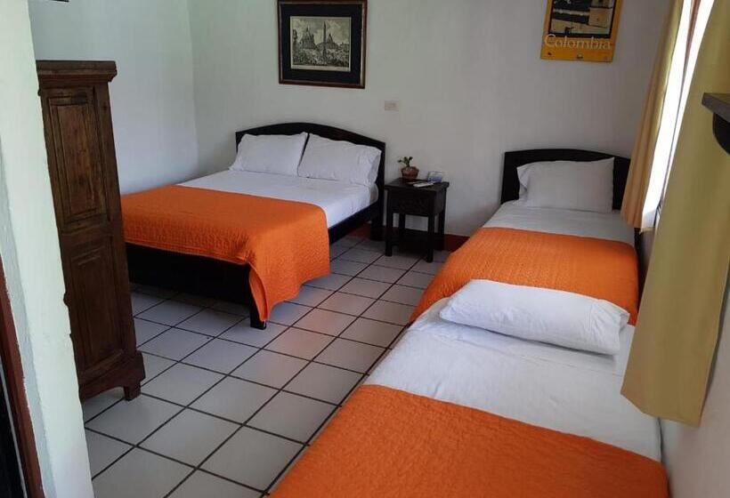 هتل Villa Maritza