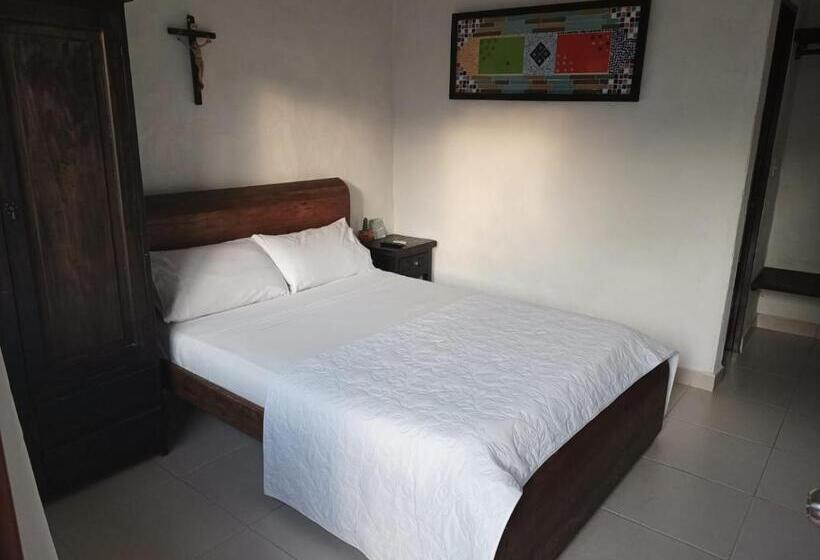 هتل Villa Maritza