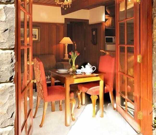 Mary Cards Coach House