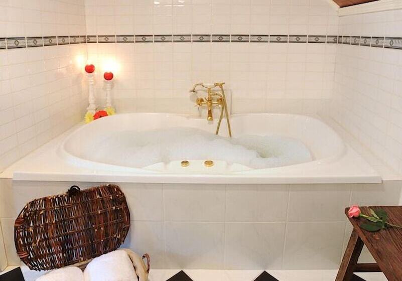 Mary Cards Coach House