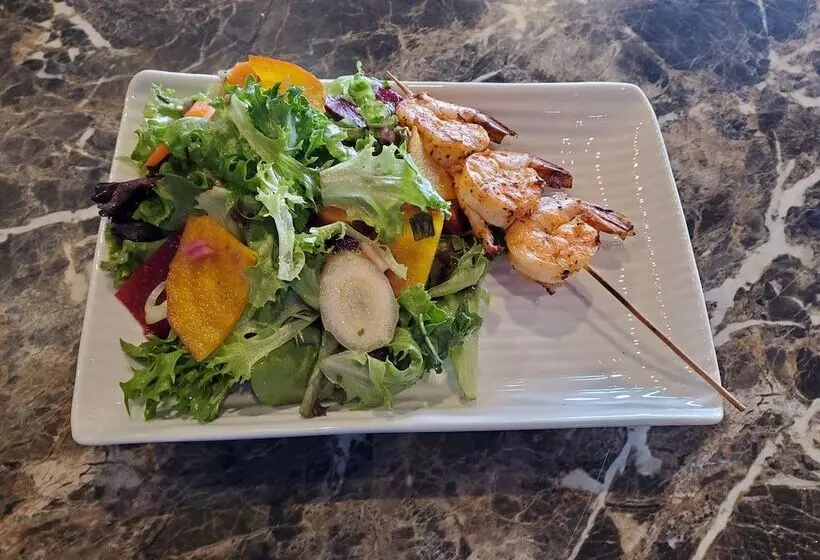 Motelli Lagoon City Pier One Resort