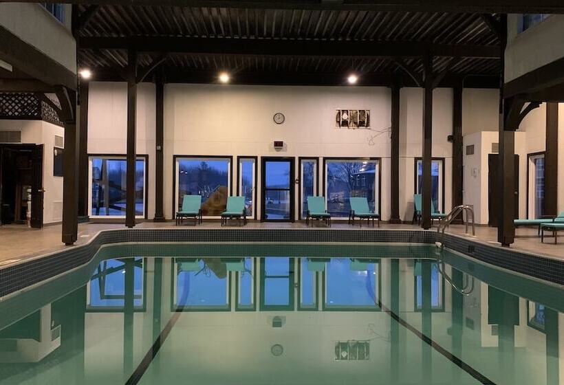 モーテル Lagoon City Pier One Resort