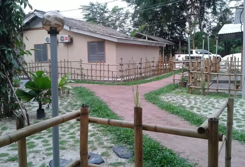 Majatalo Efm Guest House