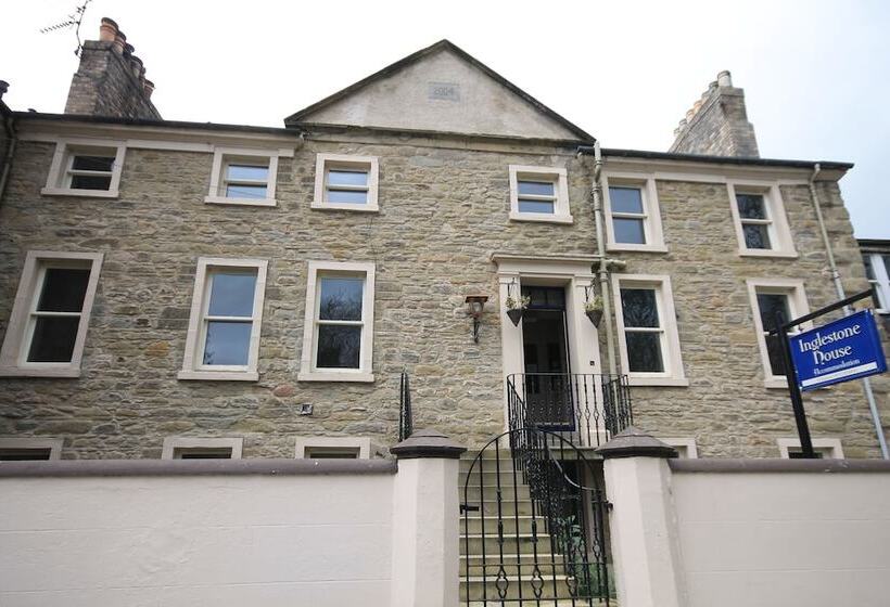 بنسيون Inglestone House Guest House