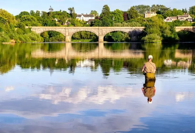 Majatalo Inglestone House Guest House