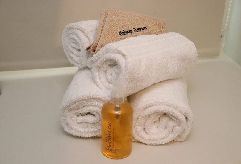 بنسيون Inglestone House Guest House