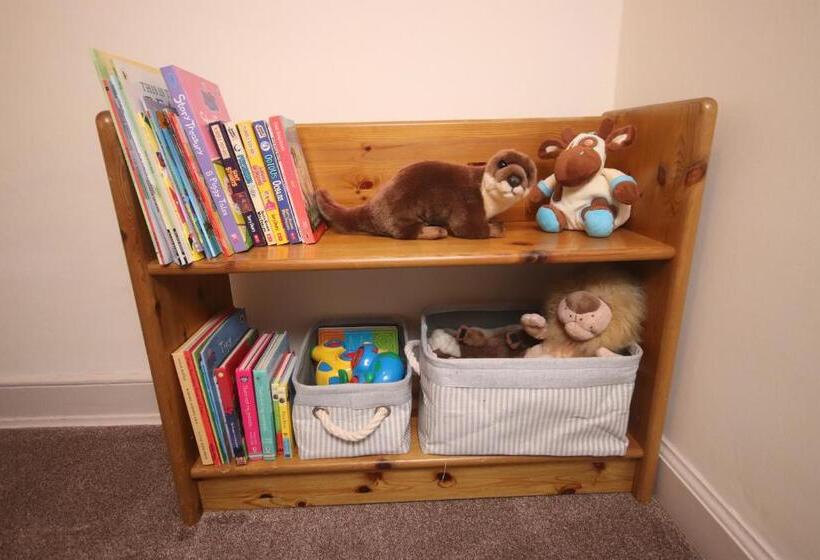 بنسيون Inglestone House Guest House