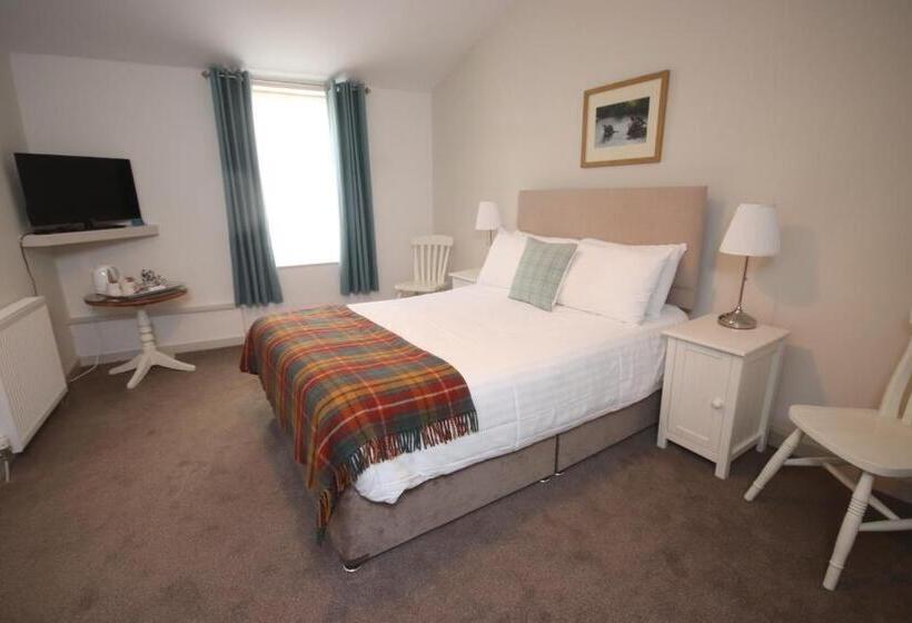 بنسيون Inglestone House Guest House