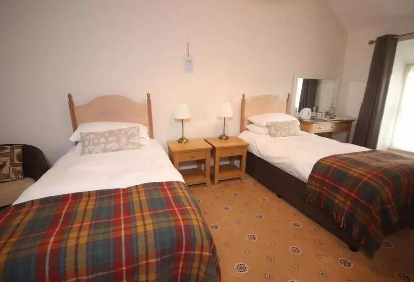 Majatalo Inglestone House Guest House