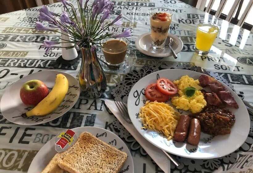 פנסיון Rene S Guest House