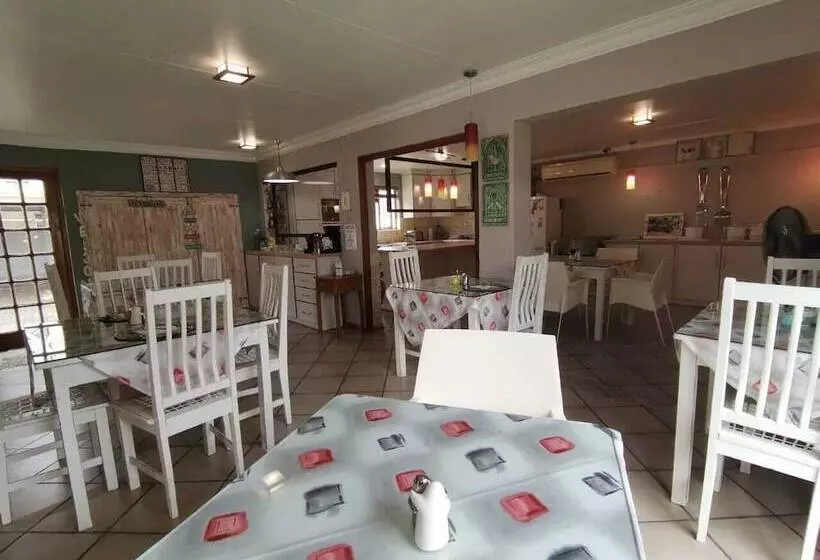 Majatalo Rene S Guest House