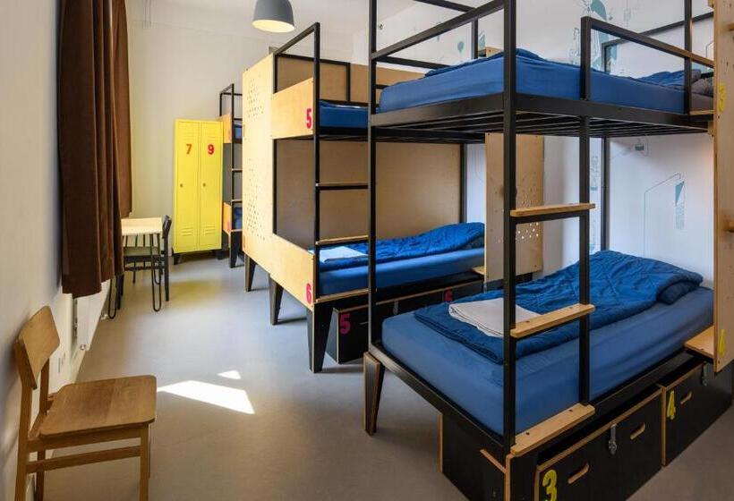 Stayokay Hostel Utrecht Centrum