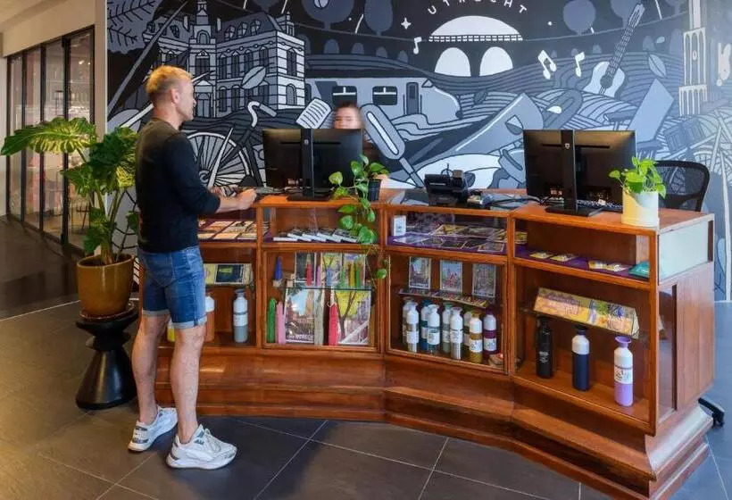 Stayokay Hostel Utrecht Centrum