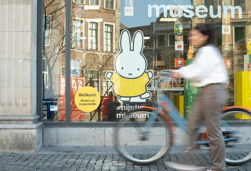 Stayokay Hostel Utrecht Centrum