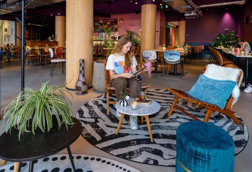 Stayokay Hostel Utrecht Centrum