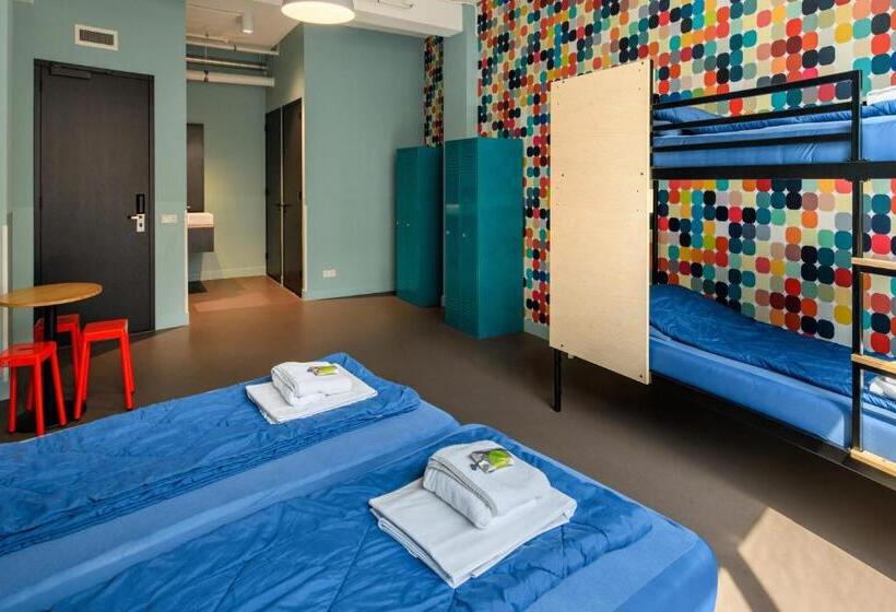 Stayokay Hostel Utrecht Centrum