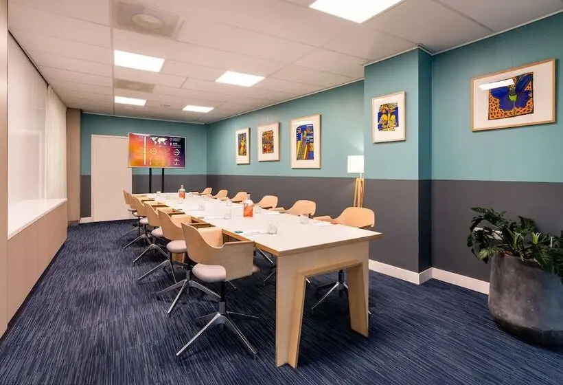 Stayokay Hostel Utrecht Centrum