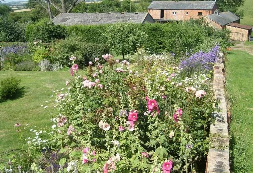 The Hall Farm Bed And Breakfast
