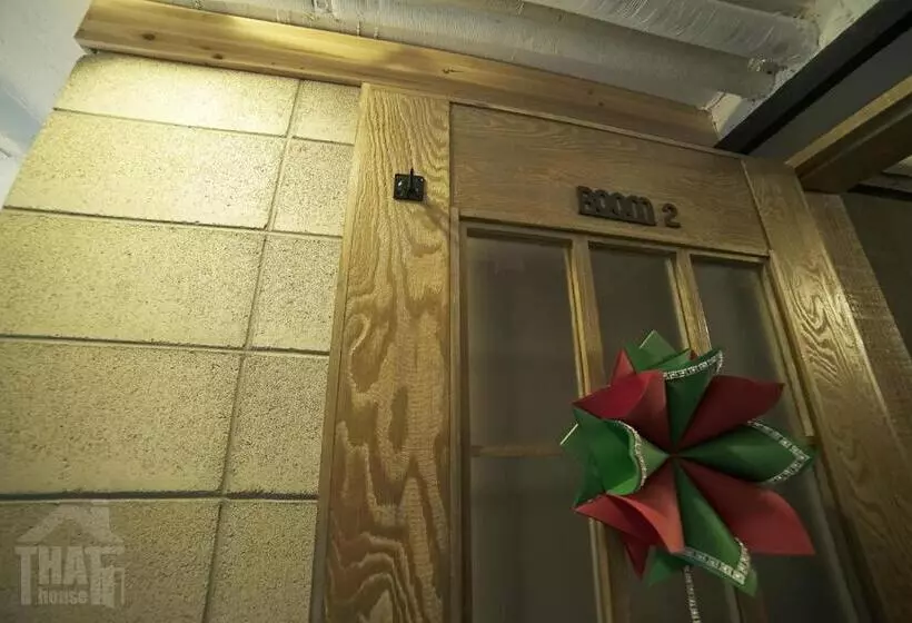 ユースホステル That House Hongdae