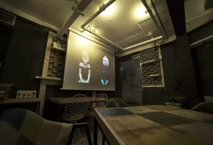 ユースホステル That House Hongdae