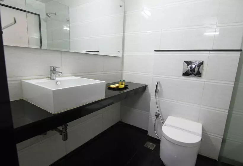 Fabhotel Jubilee Hills