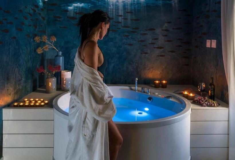 هتل Duomo Suites & Spa