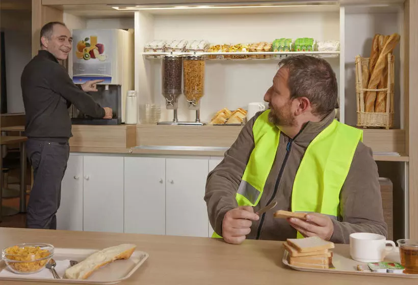 ホテル F1 Le Creusot Montchanin Gare Tgv