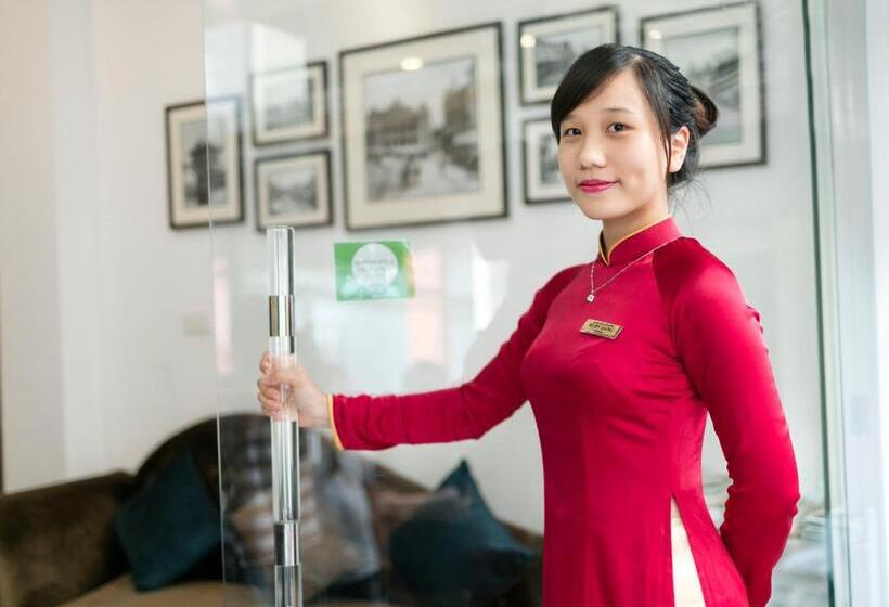 Golden Moon Suite Hotel & Travel