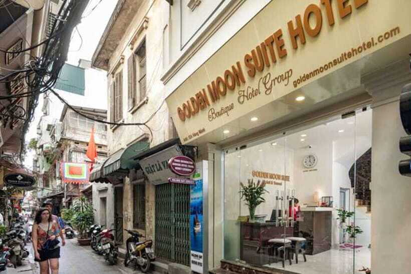 Golden Moon Suite Hotel & Travel