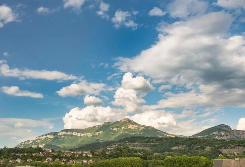 هتل Ibis Budget Chambéry Centreville