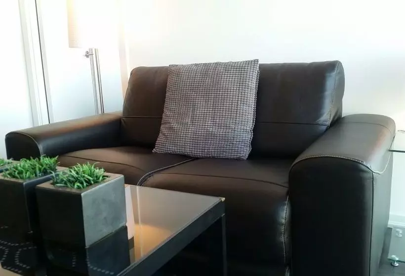 ホテル Life Suites Soho Cn Tower And Lake View