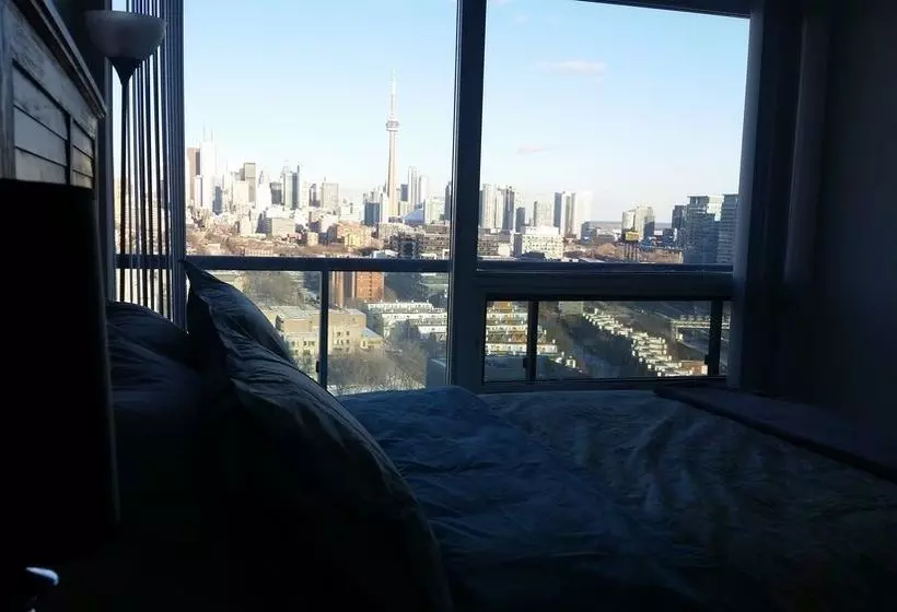 ホテル Life Suites Soho Cn Tower And Lake View