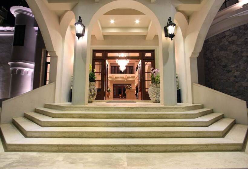 בית מלון כפרי Mövenpick Resort Khao Yai