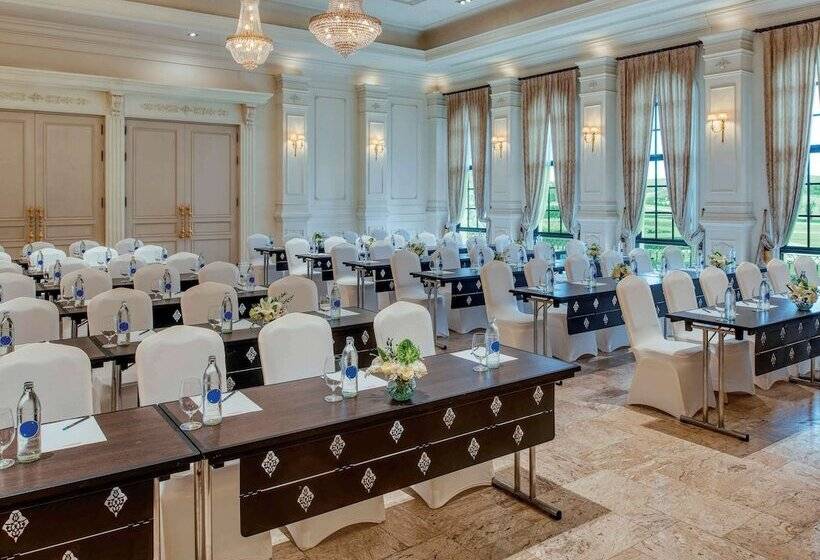 בית מלון כפרי Mövenpick Resort Khao Yai