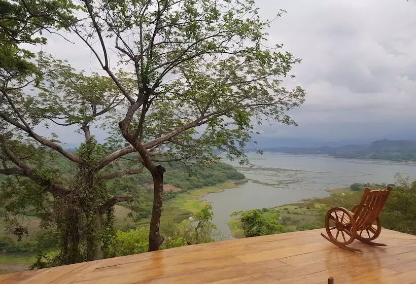 ペンション Casa 1800 Suchitoto
