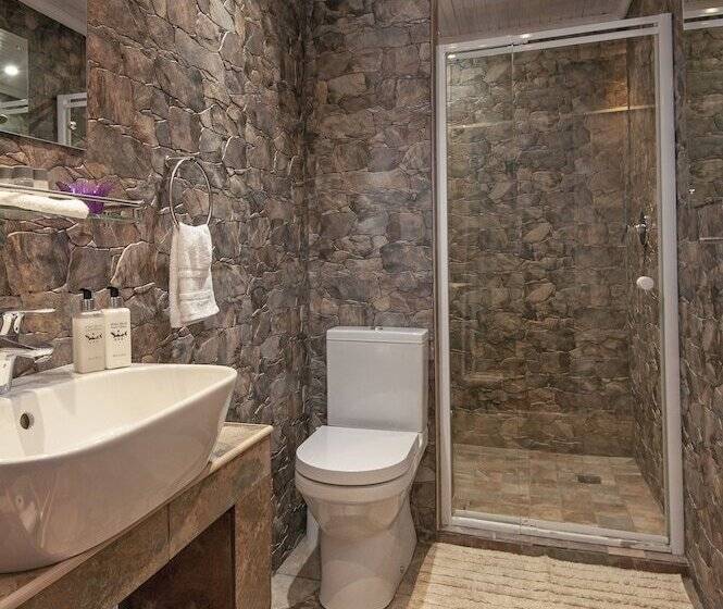 بنسيون White Shark Guest House