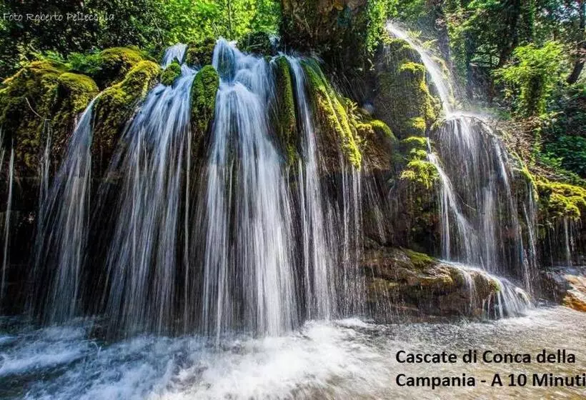 ベッドアンドブレックファースト A Uardia