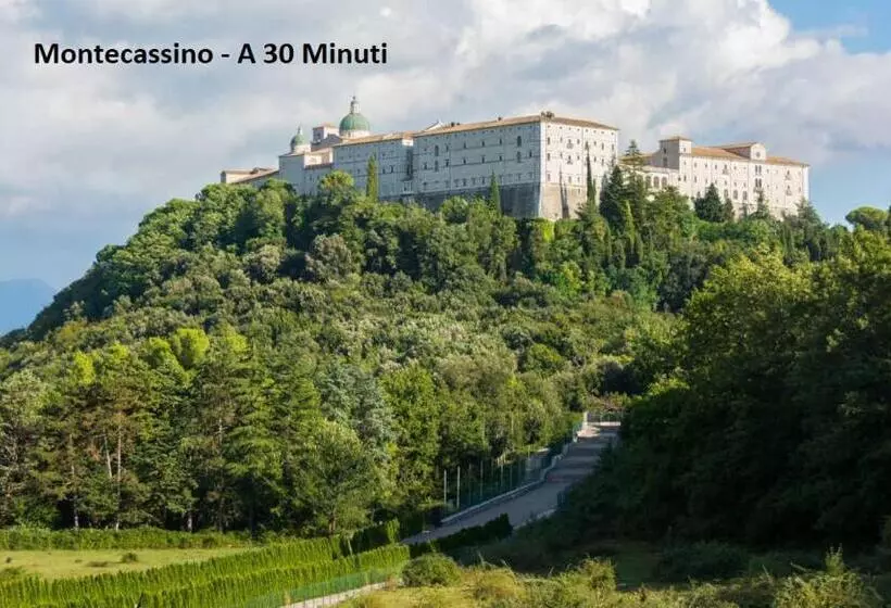 ベッドアンドブレックファースト A Uardia