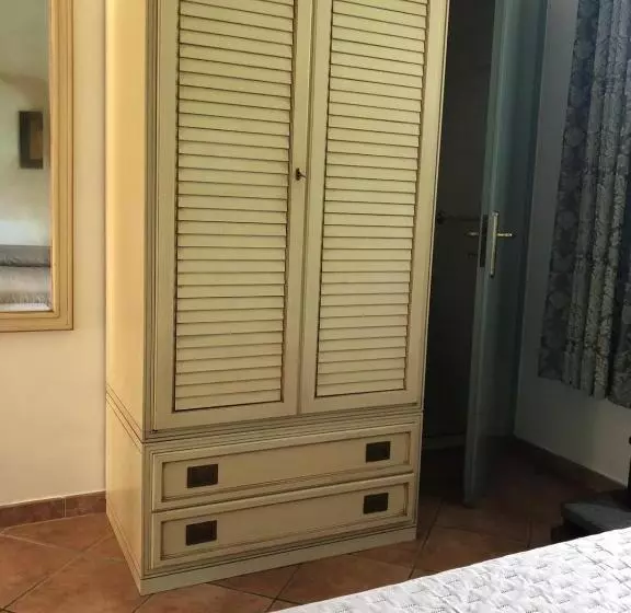 ベッドアンドブレックファースト A Uardia