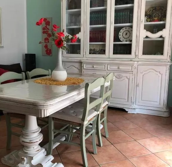 ベッドアンドブレックファースト A Uardia