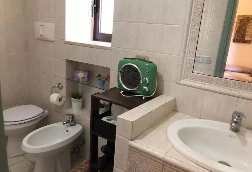 ベッドアンドブレックファースト A Uardia