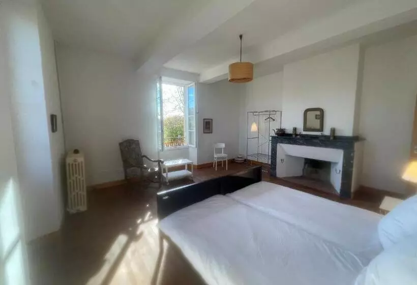 ベッドアンドブレックファースト Domaine Le Berdoy